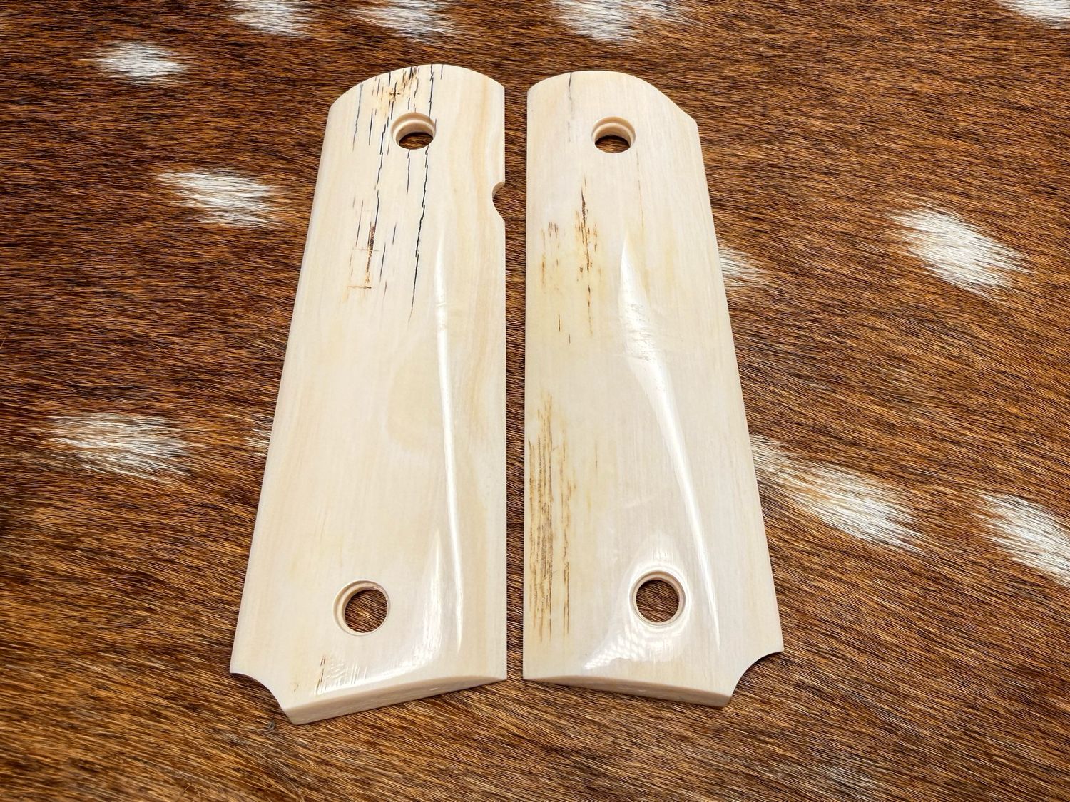 White Ivory Grips with Rare Bark for 1911 (AVAILABLE TO TEXAS RESIDENTS ONLY) White Ivory Grips with Rare Bark for 1911 (AVAILABLE TO TEXAS RESIDENTS ONLY)