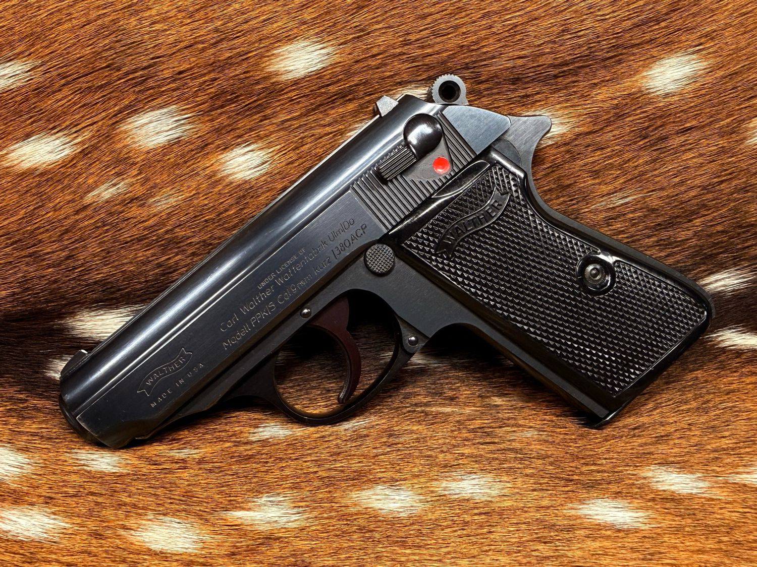 Walther PPK/S Cal. 9mm Kurz /.380 ACP Pistol Walther PPK/S Cal. 9mm Kurz /.380 ACP Pistol
