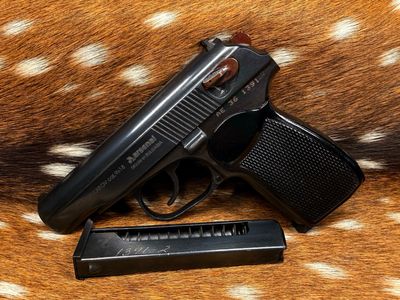 Bulgarian Arsenal Makarov PM 9x18mm Makarov Pistol - with extra magazine Bulgarian Arsenal Makarov PM 9x18mm Makarov Pistol - with extra magazine