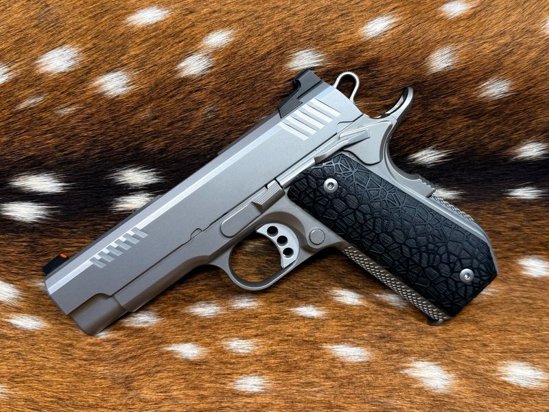 Ed Brown EVO-KC9 9mm Pistol Ed Brown EVO-KC9 9mm Pistol