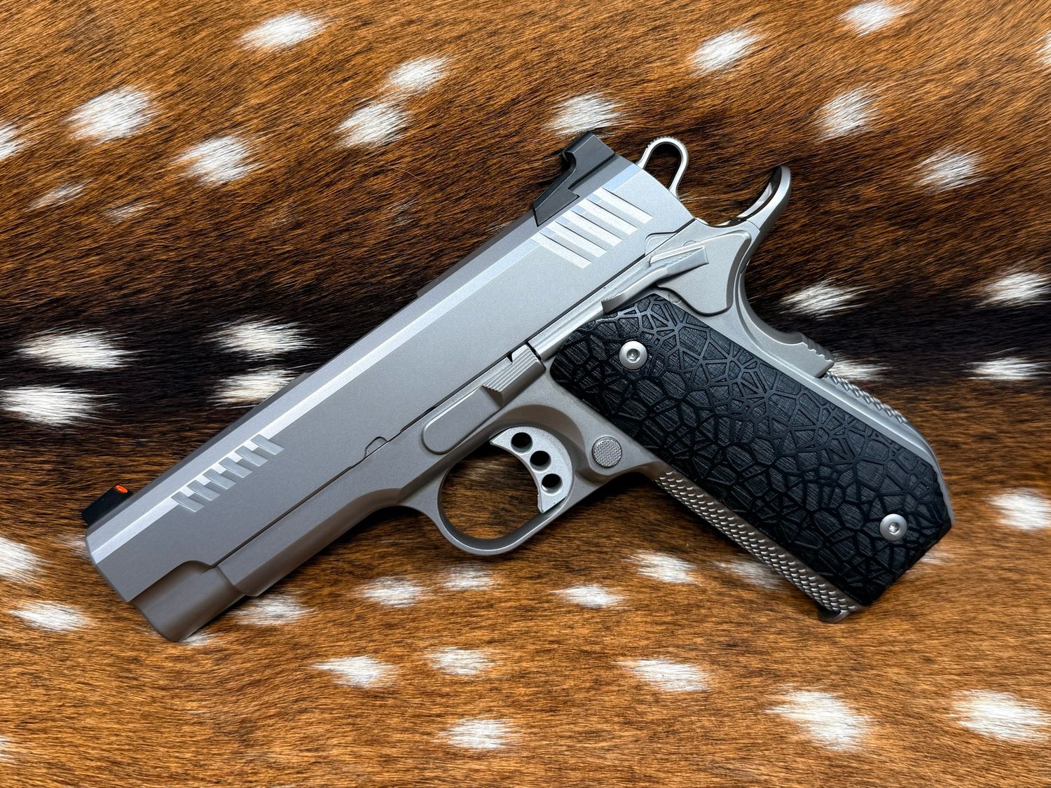 Ed Brown EVO-KC9 9mm Pistol Ed Brown EVO-KC9 9mm Pistol