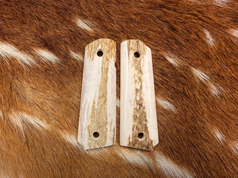 Traditional 1911 Stag Grips