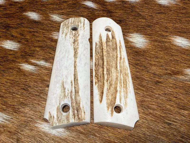 Traditional 1911 Stag Grips