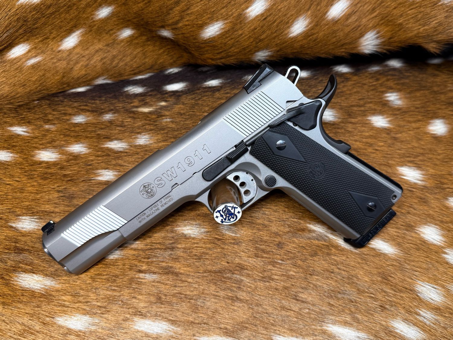 Smith & Wesson SW1911 .45 ACP – 5" Stainless