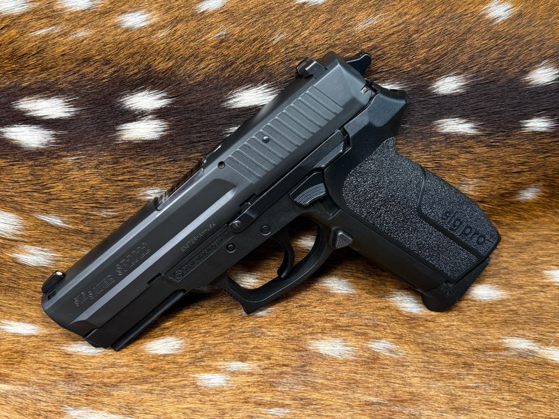 SIG Sauer SP2022 9mm Para Pistol – German-Made Frame SIG Sauer SP2022 9mm Para Pistol – German-Made Frame