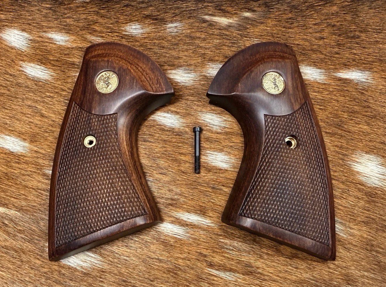 New Model Colt Python / Anaconda Factory Takeoff Grips with Gold Colt Medallions