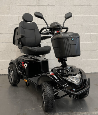 R9 MOBILITY SCOOTER (HEAVY DUTY) - BLACK