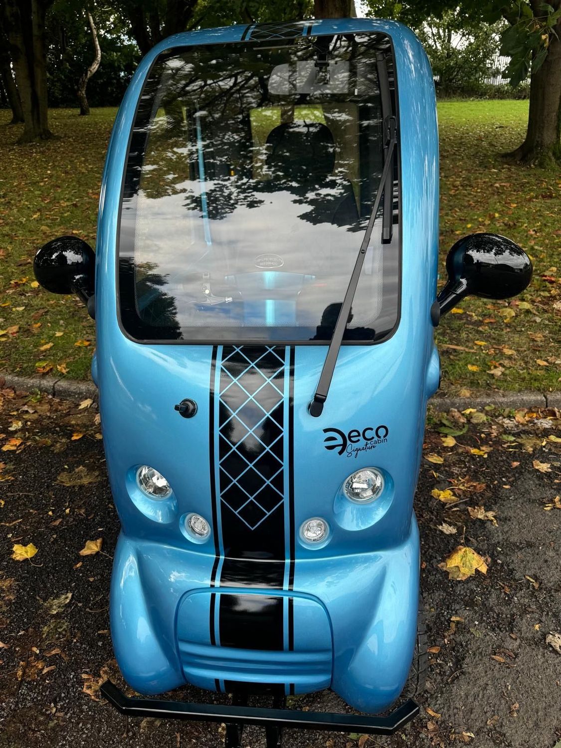 EASYLIFE ECO CABIN SCOOTER -  LIGHT BLUE &amp; BLACK - SIGNATURE EDITION (NEW 2025)