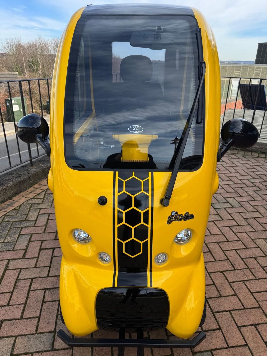 EASYLIFE ECO CABIN SCOOTER -  YELLOW & BLACK - BUMBLEBEE EDITION (NEW 2025)