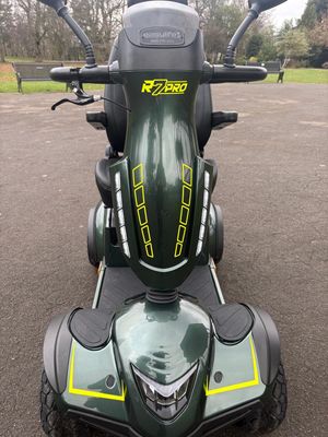 R7 Mobility Scooters