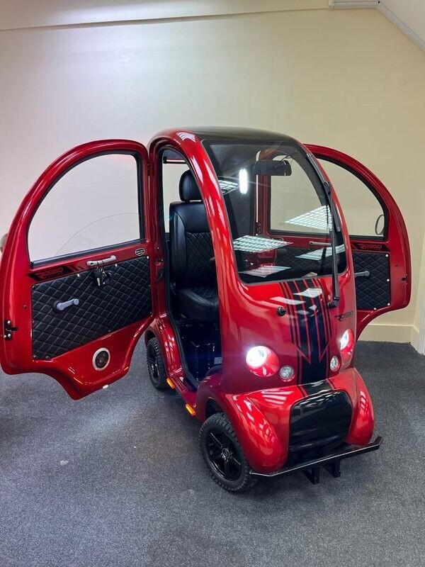 EASYLIFE ECO CABIN SCOOTER -  SPECIAL ROSSO EDITION (NEW)