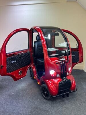 EASYLIFE ECO CABIN SCOOTER - SPECIAL ROSSO EDITION (NEW) EASYLIFE ECO CABIN SCOOTER - SPECIAL ROSSO EDITION (NEW)