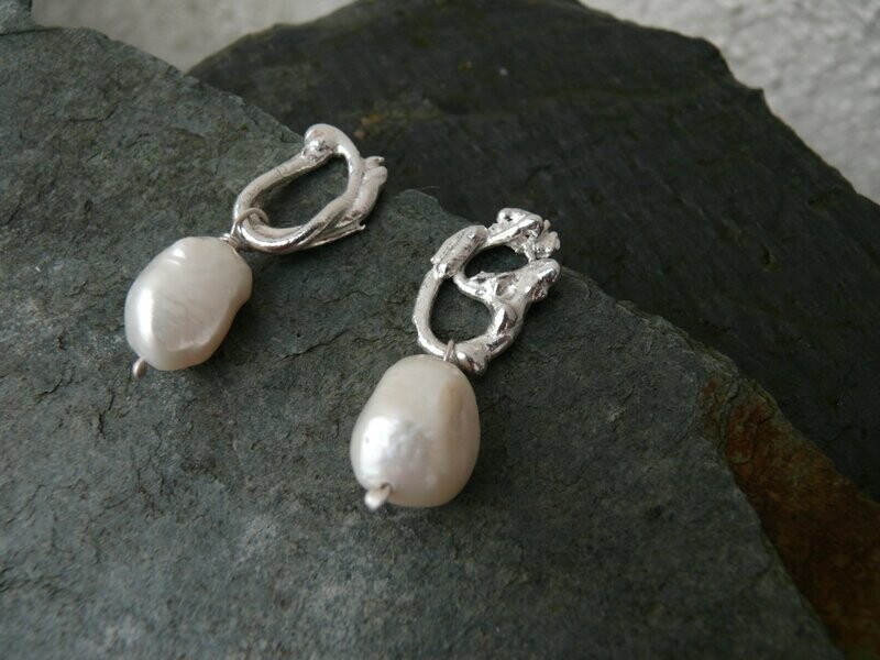 Ocean Pearl Earrings