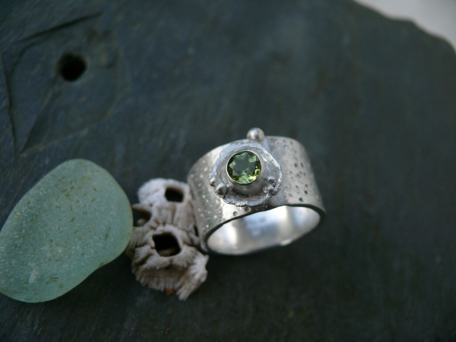 Peridot Shallows Ring