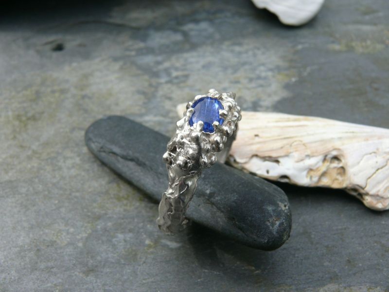 Deep Ocean Sapphire Tidelines Ring