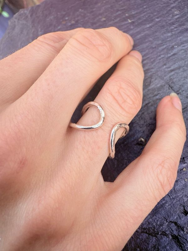 Adjustable Silver Wave Ring | O-S