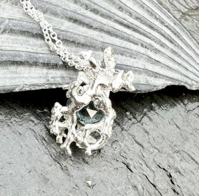 Selkie Secret | indigo moss Kyanite 2