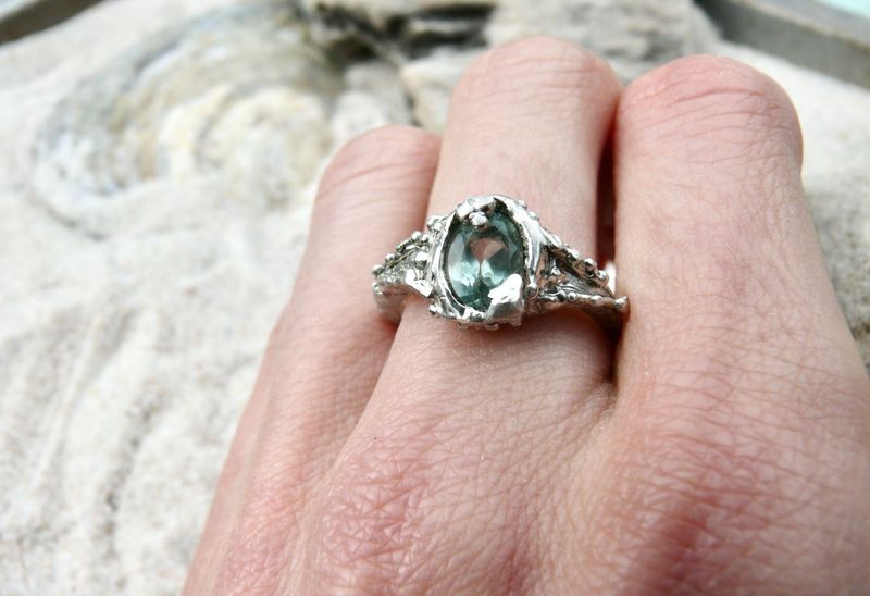 Luskentyre | One-of-a-Kind | Oval Beryl Ring in Agentium Silver