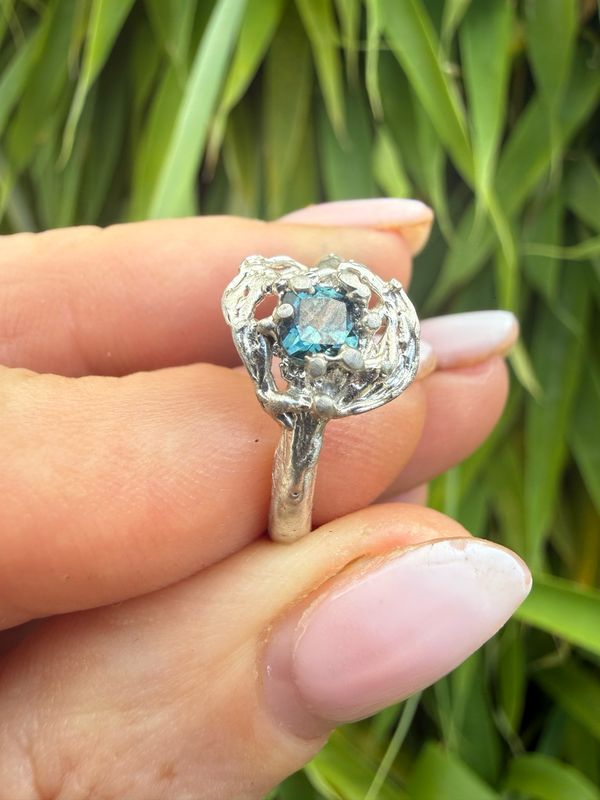 Cailleach’s Tide | Teal Sapphire & Argentium Silver Ring