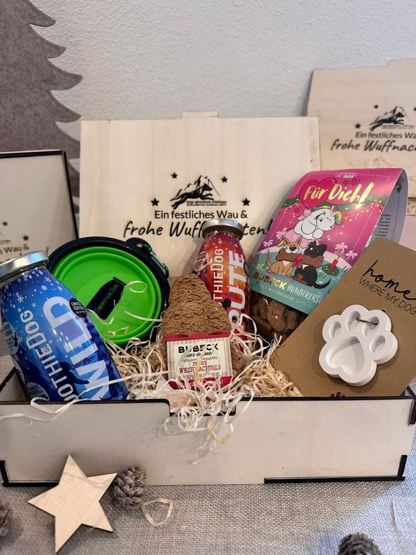 Weihnachts-Geschenkbox On Tour - Für Hunde die überall mit dabei sind Weihnachts-Geschenkbox On Tour - Für Hunde die überall mit dabei sind