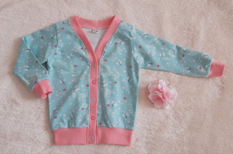 Jerseyjäckchen türkis Blumen Libellen Gr. 80/86