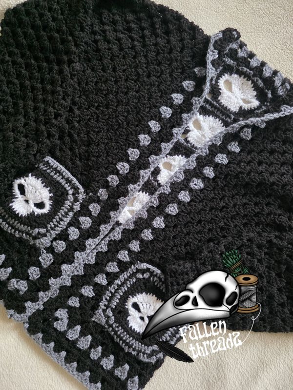 Adults skull cardigan
