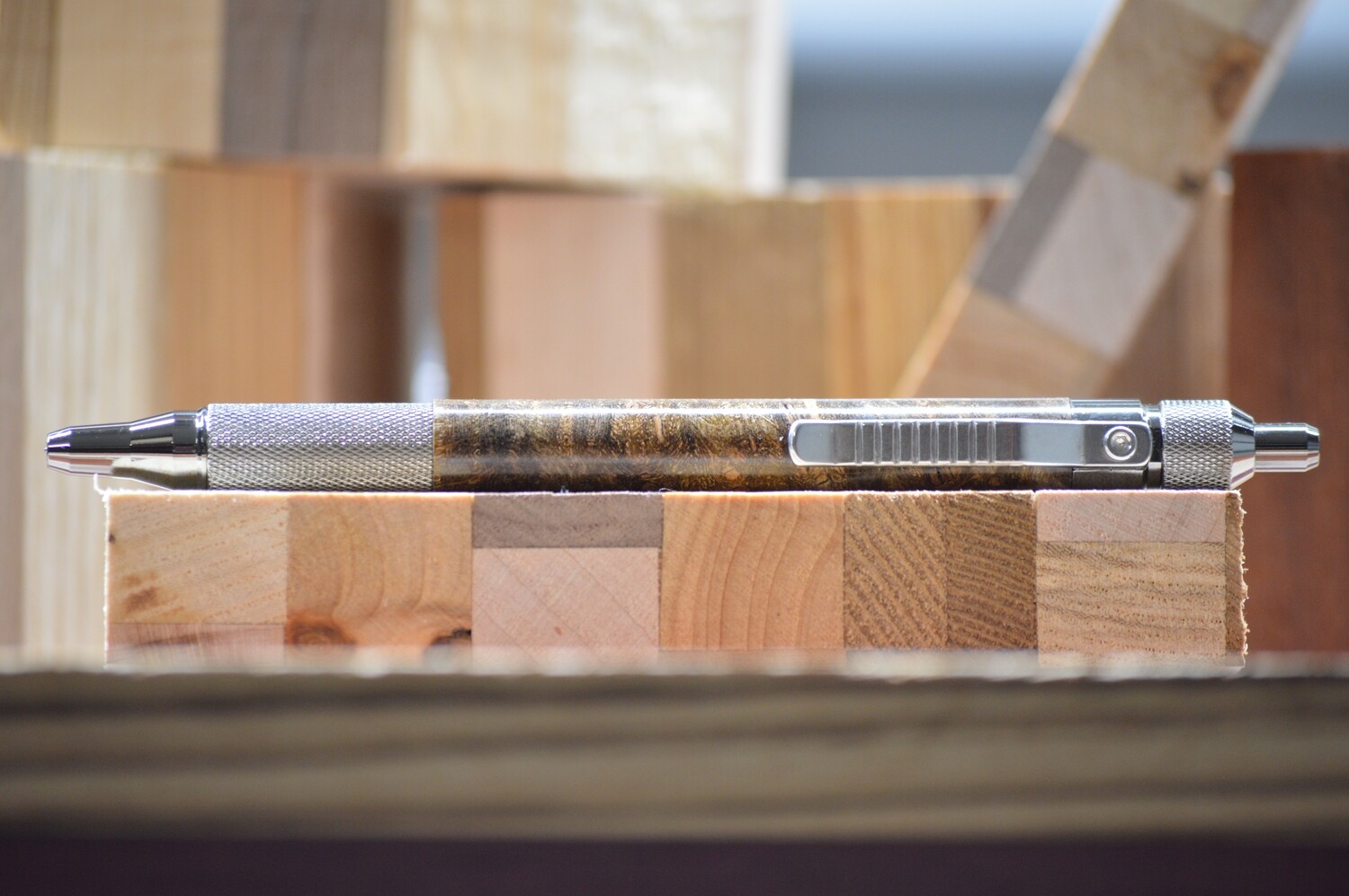 Knurled Clicky Ballpoint Pen