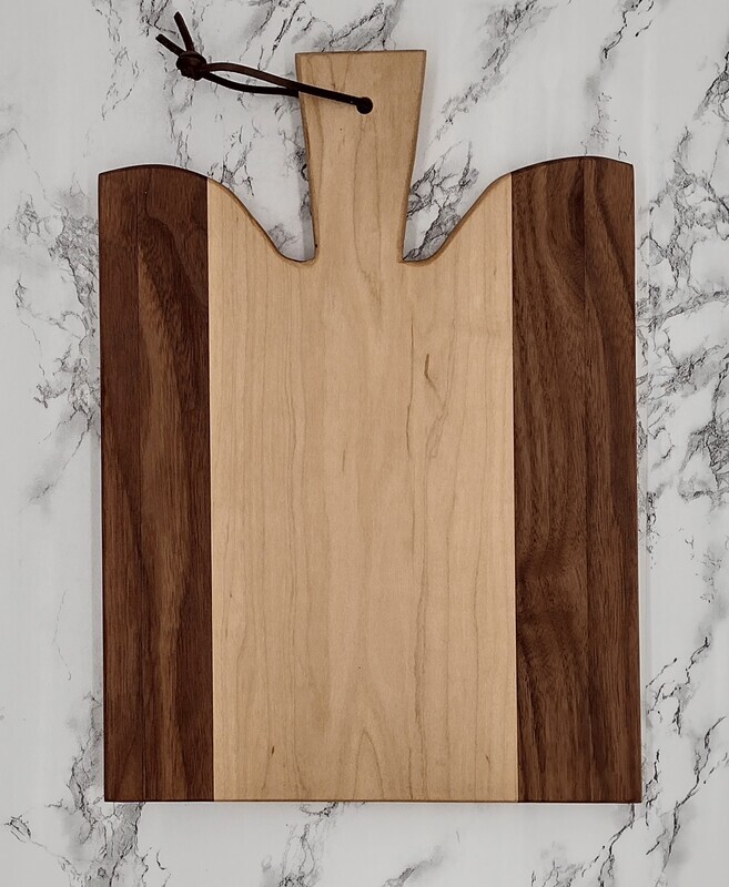 10X14 Charcuterie Board with Winged Handle, Wood Type: Walnut and Maple, Personalization Touches: No personalization