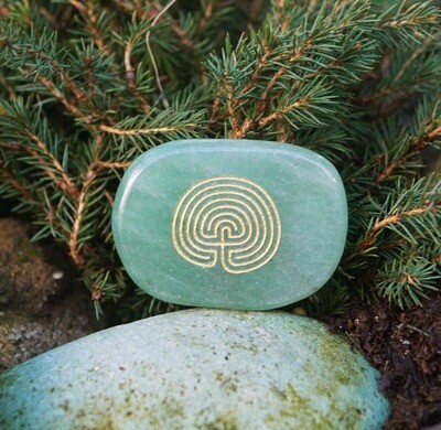 Labyrinth Palm Stones in Green Aventurine