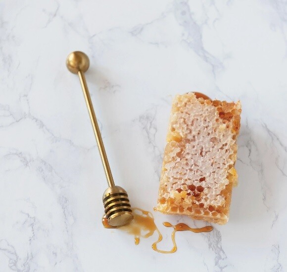 Gold Finish Honey Dipper