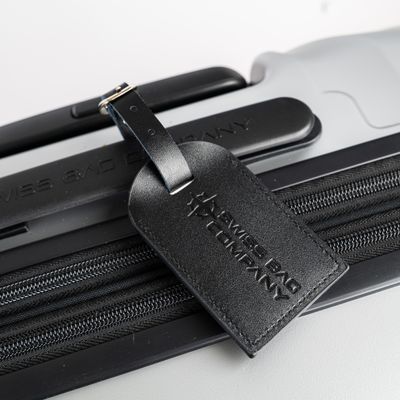 2x Leather Luggage Tags