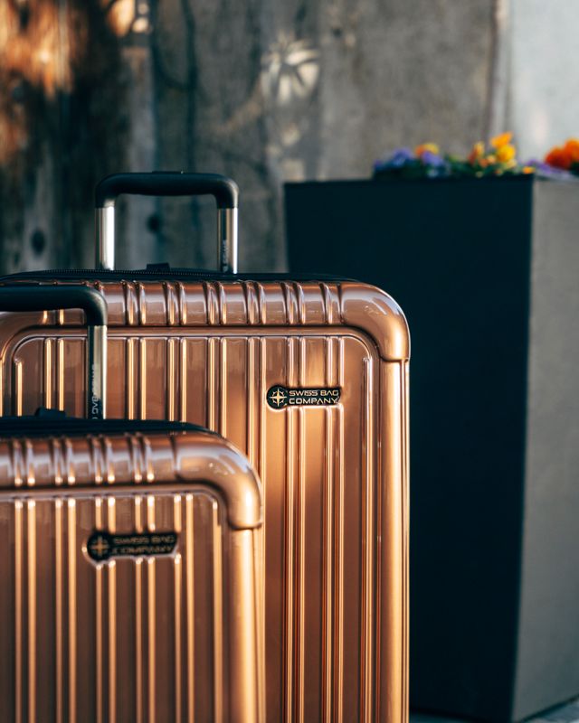 Q-Box Large – Hard Shell Suitcase 75 cm