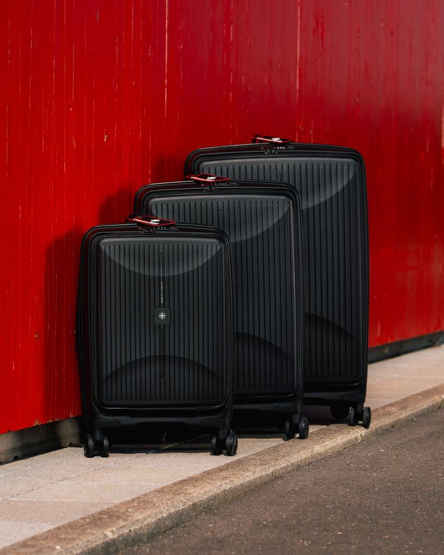 VOYAGE — Unbreakable Large Suitcase with Front Opening
