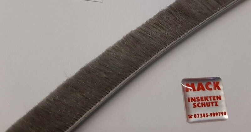Flexible Bürstendichtung mit Kunststoffrücken 4,8 x 18,0mm