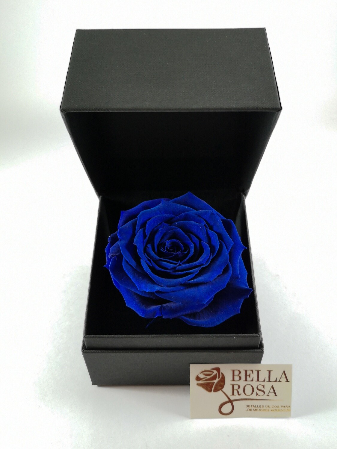 Rosa Preservada Azul (9.5x 9.5cm) en Caja Negra Elegante( 9x 8 cm)
