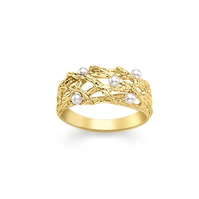 Chic Yellow Gold Pearl Willow Ring