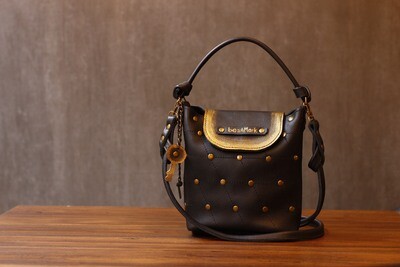 ჩანთა 20x23x10 სმ - Leather Bag