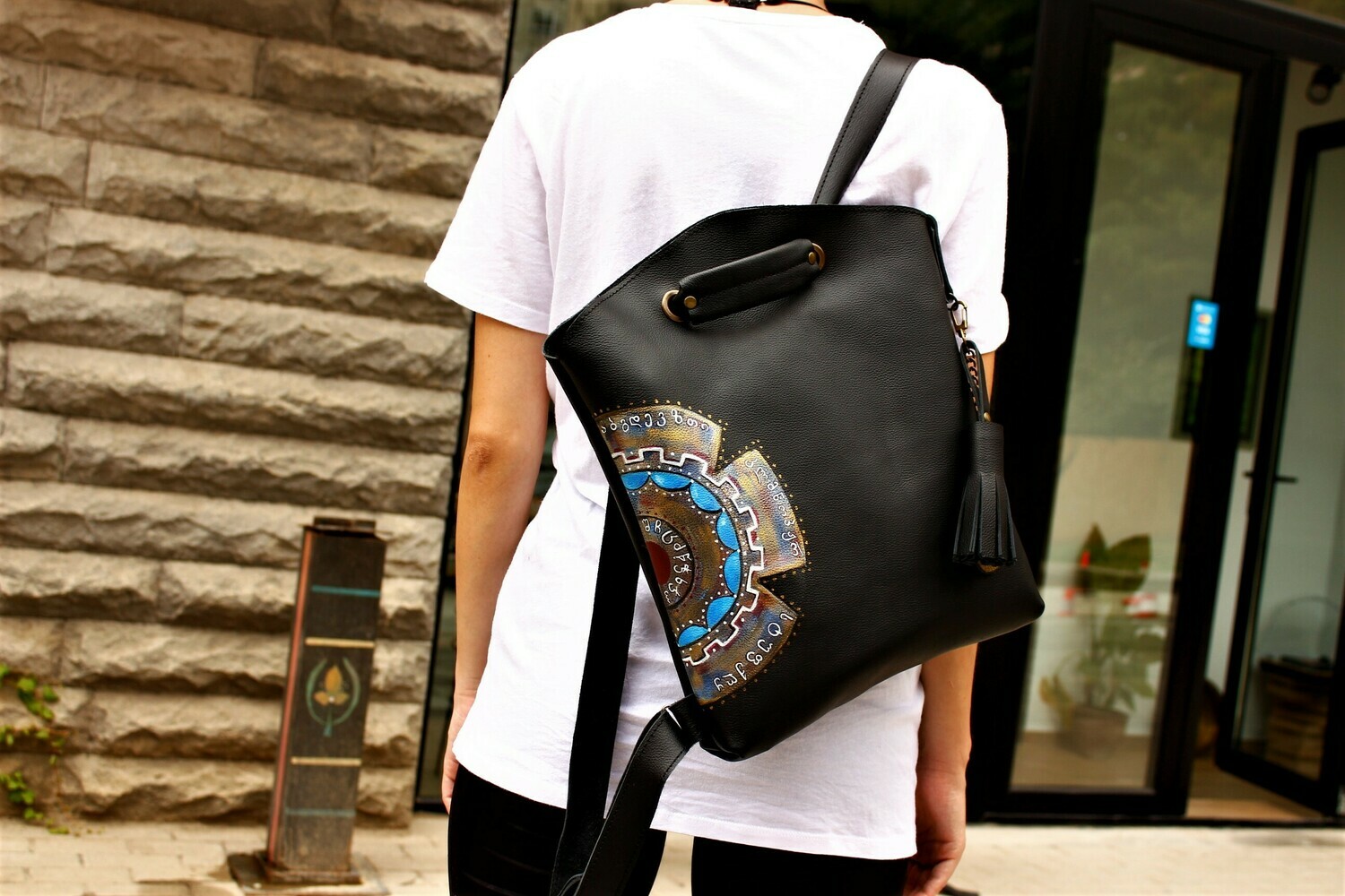 ზურგჩანთა და მხრის ჩანთა 30x32x7 სმ - Leather Backpack/Shoulder Bag