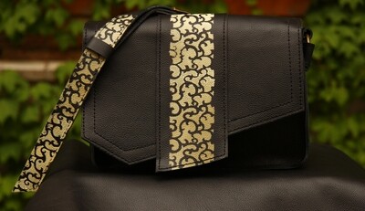 bestMark ჩანთა ნახატით - Leather Shoulder Bag 25x15x8 სმ