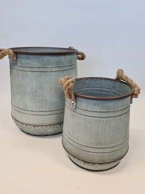 Set of 2 Metal Containers with Rope Handles