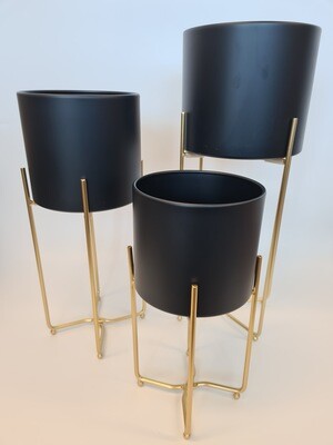 Aries Pots on Stands Black Tall