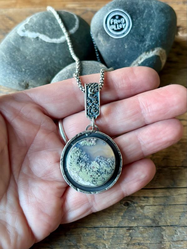 Moss Agate ~ Patterned Bail Necklace
