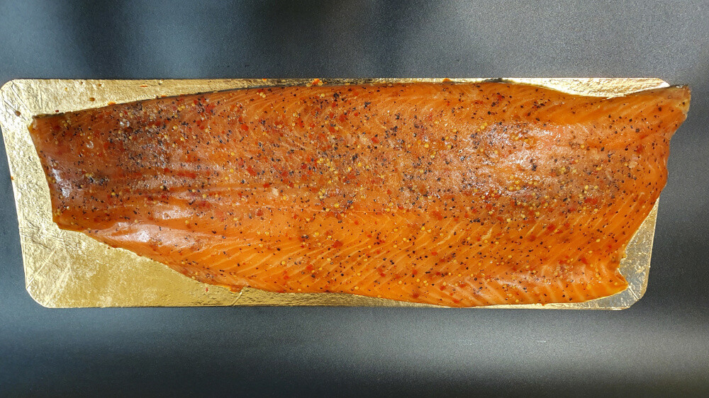 RO Smoked salmon with Spices - whole filet (1050-1150g)