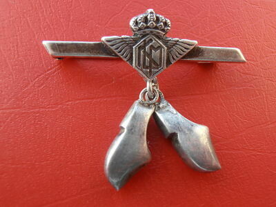 Early KLM Badge