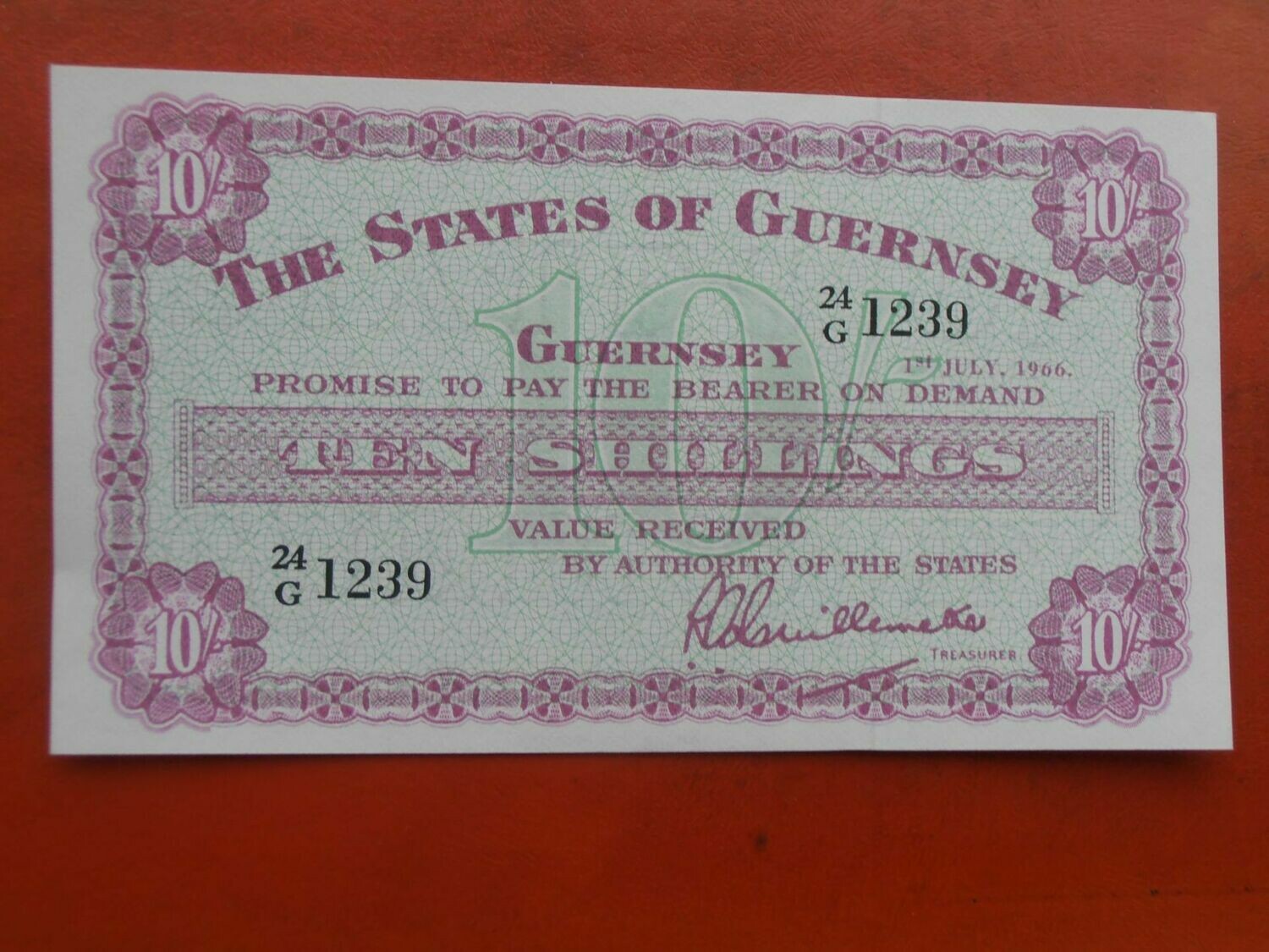 Guernsey Ten Shillings - 1966