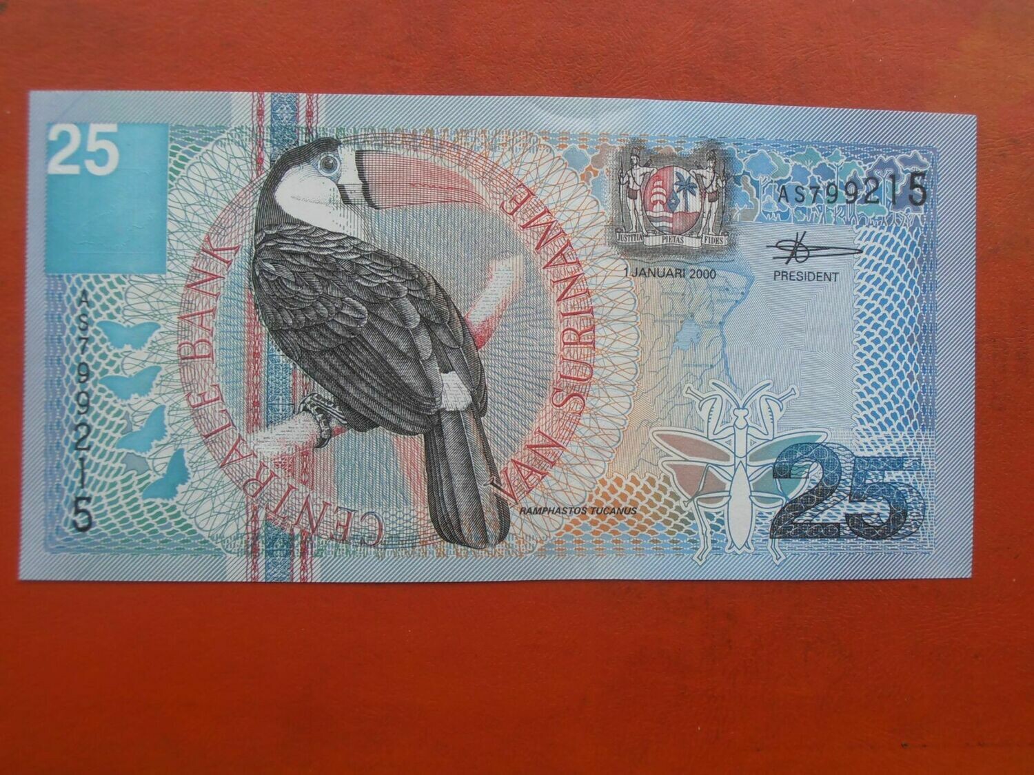 Suriname 25 Gulden - 2000