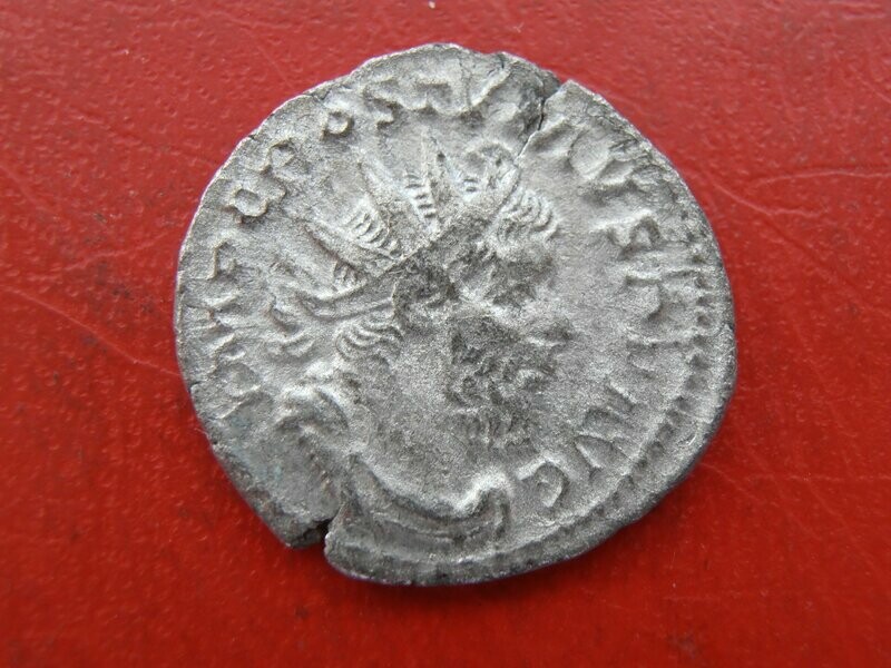 Postumus Antoninianus  -  259-268 AD (a)