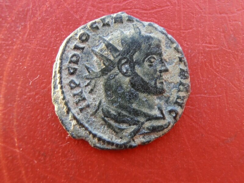 Diocletian Radiate  -  284-305 AD Scarce