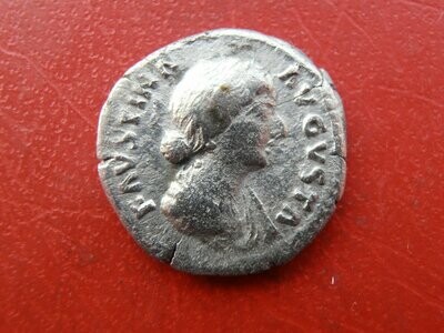 Faustina Junior Denarius - 161-175 AD