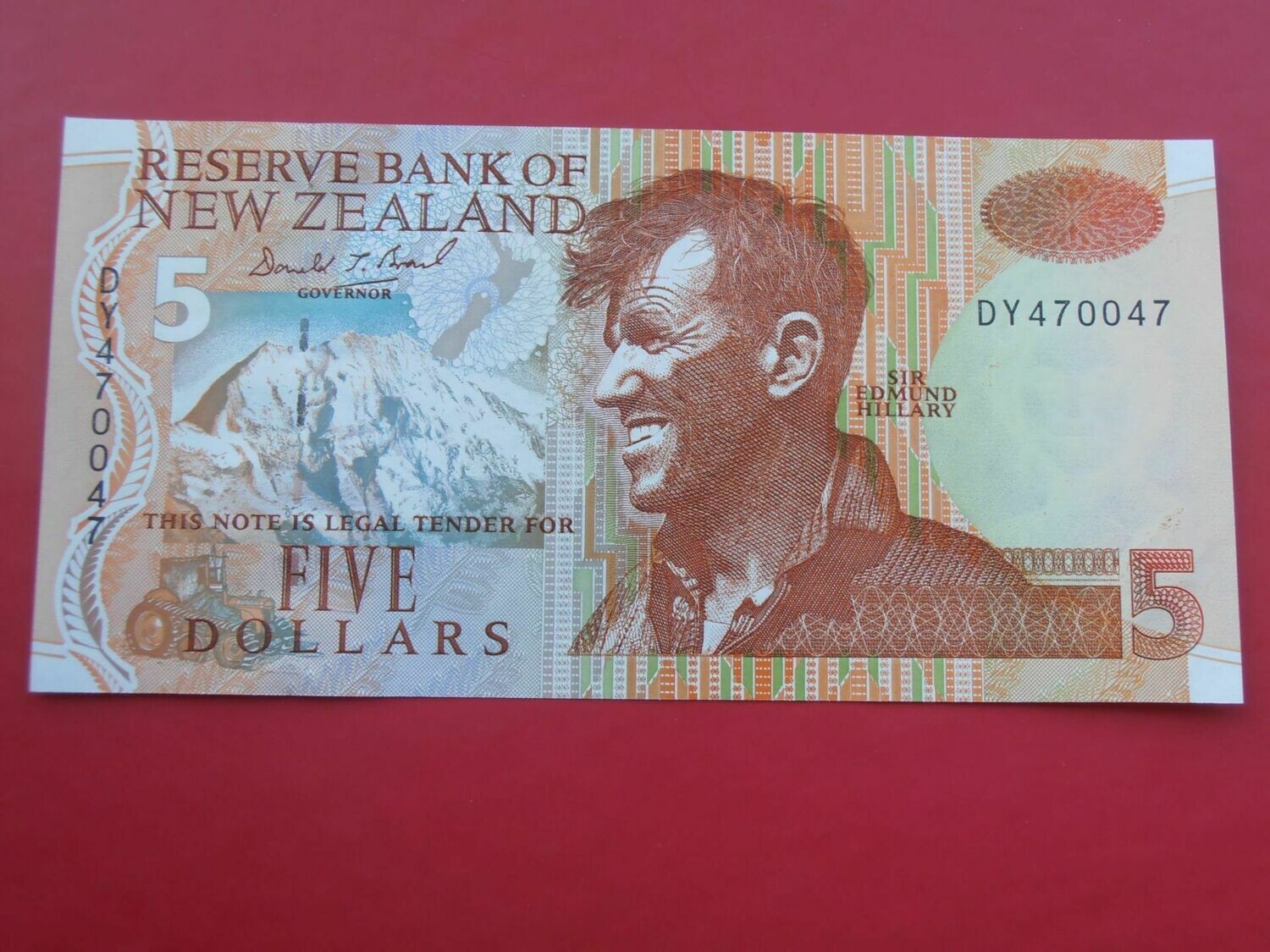 New Zealand 5 Dollars  -  1992-97